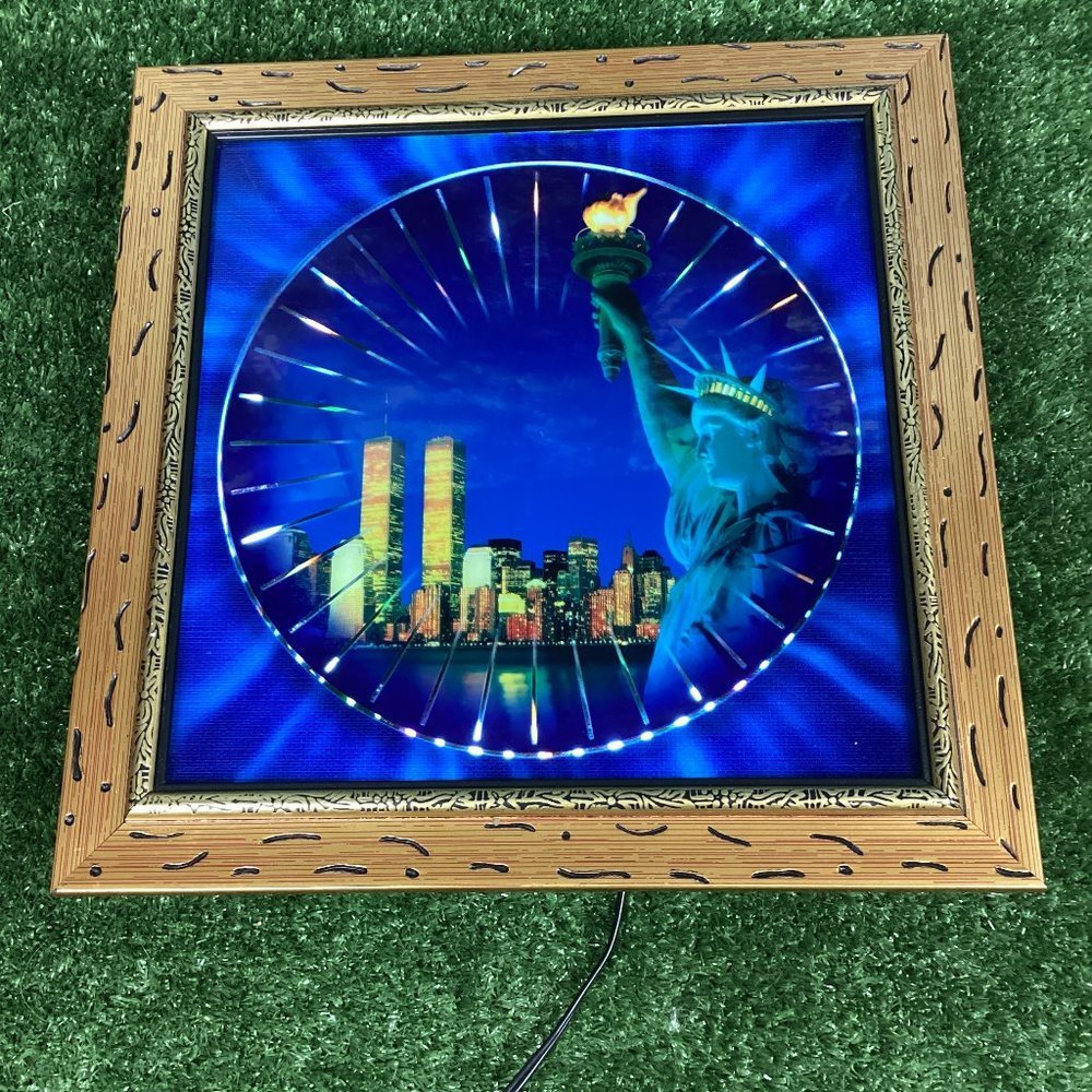 Vintage Motion & Lights Statue of Liberty Picture with Frame